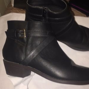 Ankle boots black size 6 lightly used